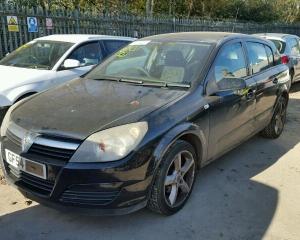 Vindem piese de interior Opel Astra 1.7cdti