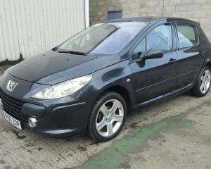 Vindem piese de caroserie Peugeot 307, 1.6b