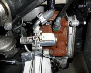 Pompa inalta Ford C-Max 2, 1.6tdci, 9676289780