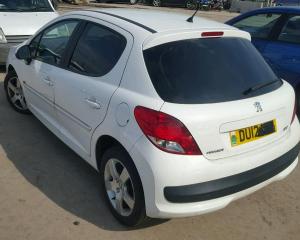 Vindem piese de caroserie Peugeot 207 (WA_, WC_) 1.6 Benz, 5FX