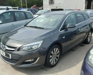 Dezmembrez Opel Astra J Combi toate motorizarile (1.7 CDTI, 2.0 CDTI)