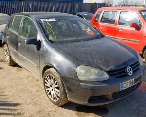 Vindem piese de caroserie Vw Golf 5, 1.9tdi BKC