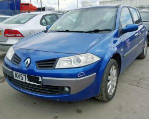 Dezmembrez Renault Megane 2 toate motorizarile (1.5 DCI, 1.6 benz)