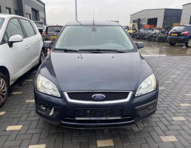 Dezmembrez piese caroserie, motor, cutie viteze, suspensie Ford Focus 2 Combi (DA) 2.0 TDCI 2005, G6DB