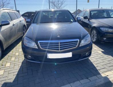 Dezmembrez piese caroserie, motor, cutie viteze, suspensie Mercede Clasa C (W204) 2.2 CDI 2008, OM646811