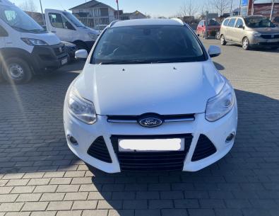 Dezmembrez piese caroserie, motor, cutie viteze, suspensie Ford Focus 3 Turnier 1.6 TDCI 2011, T1DB
