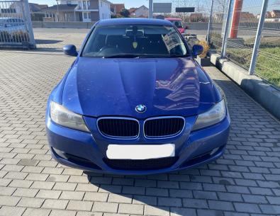 Dezmembrez piese caroserie, motor, cutie viteze, suspensie Bmw 3 (E90) facelift 2.0 diesel 2010, N47D20C