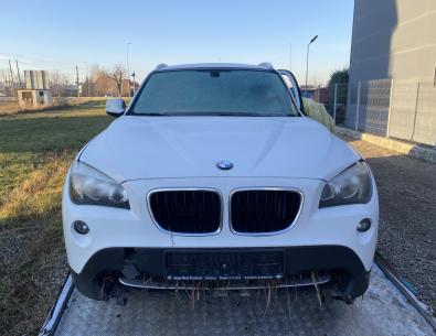 Dezmembrez piese caroserie, motor, cutie viteze, suspensie Bmw X1 (E84) 2.0 diesel 2011, N47D20C