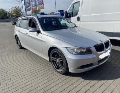 Dezmembrez piese caroserie, motor, cutie viteze, suspensie Bmw 3 Touring (E91) 2.0 diesel 2008, N47D20C