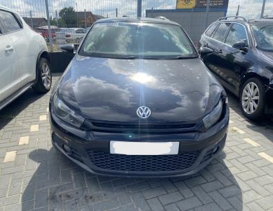 Dezmembrez piese caroserie, motor, cutie viteze, suspensie VW Scirocco (137) 2.0 TDI 2011, CFHC