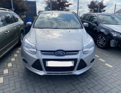 Dezmembrez piese caroserie, motor, cutie viteze, suspensie Ford Focus 3 1.6 TDCI 2013, NGDA