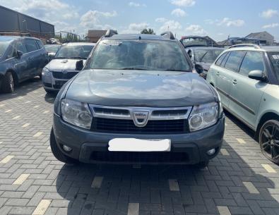 Dezmembrez piese caroserie, motor, cutie viteze, suspensie Dacia Duster 1.5 DCI 2014, K9K856