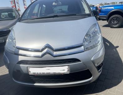 Dezmembrez piese caroserie, motor, cutie viteze, suspensie Citroen C4 Picasso 1.6 benzina 2011, 5FS