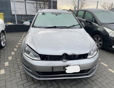 Dezmembrez piese caroserie, motor, cutie viteze, suspensie Vw Golf 7 Variant (BA5) 1.6 TDI, CXXB.