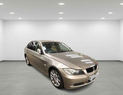 Vindem piese de caroserie si elemente de interior, pentru Bmw 3 (E90), 1.8 benz