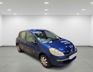 Vindem piese de caroserie si elemente de interior, pentru Renault Clio 3 , 1.2 benz
