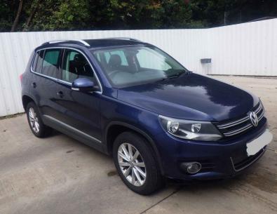 Vindem piese de caroserie si elemente de interior, pentru Vw Tiguan (5N), 2.0 TDI