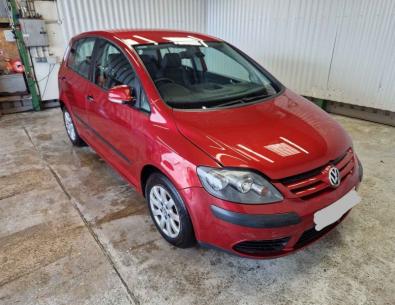 Vindem piese de caroserie si elemente de interior, pentru Vw Golf 5 Plus (5M1), 1.9 TDI