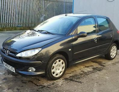 Vindem piese de motor Peugeot 206, 1.4benzina