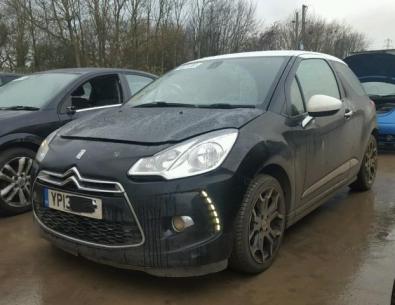 Vindem piese de caroserie Citroen DS3, 1.6hdi