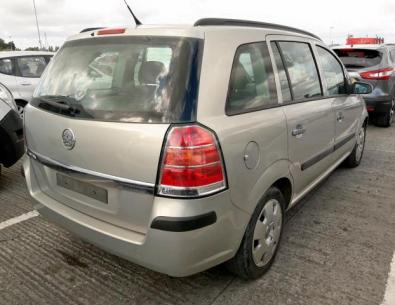 Dezmembram Opel Zafira B, 1.6 benz, Z16XEP