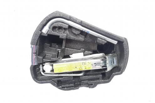 Cric cu cheie si spuma, cod 8L0011031A, Vw Golf 4 (1J1) (id:475513)