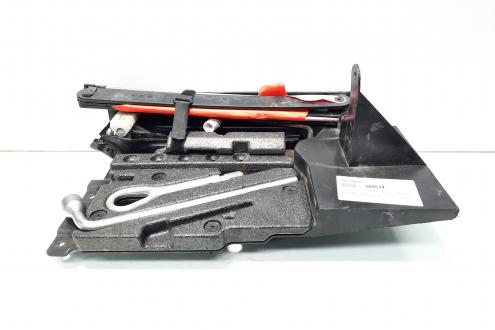 Spuma cu cric si cheie, Mercedes Clasa C (W203) (id:565514)