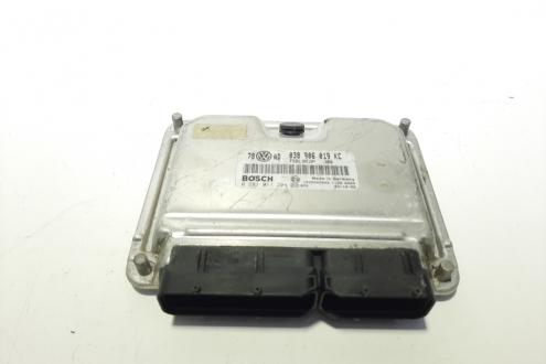 Calculator motor Bosch, cod 038906019KC, 028,1011204, Vw Passat Variant (3B6) 1.9 tdi, AVB (idi:483038)