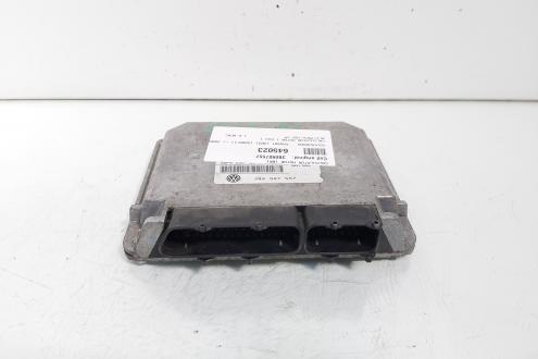 Calculator motor ECU, cod 3B0907557, VW Passat Variant (3B6), 1.6 benz, ALZ (idi:645023)