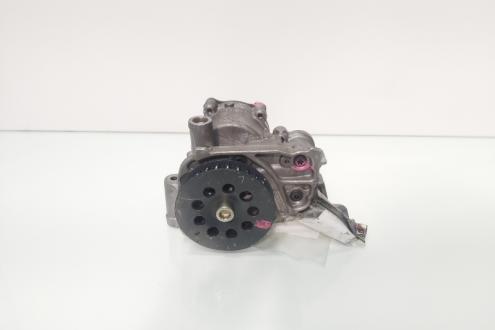 Pompa ulei, cod 04L145208D, VW Golf 7 Variant (BA5), 1.6 TDI, CLH (idi:636538)