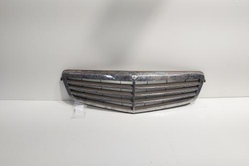 Grila bara fata centrala cu sigla, cod A2048801283, Mercedes Clasa C (W204) facelift (id:693523)