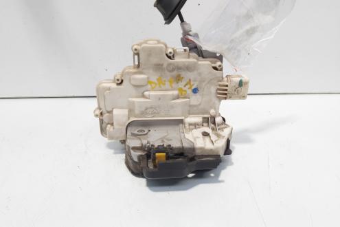 Broasca usa dreapta fata, Audi A6 (4F2, C6) vol pe stanga (id:699640)