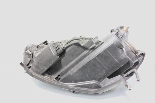 Far dreapta, Audi A6 (4G2, C7) vol pe dreapta (idi:713674)