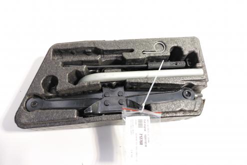 Cric cu cheie si spuma, cod 5Q0011031B, Vw Golf 7 (5G) (idi:712768)