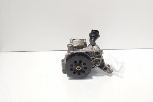 Pompa ulei, cod 04L145208K, Audi A3 (8V1) 1.6 TDI, CLH (idi:720272)