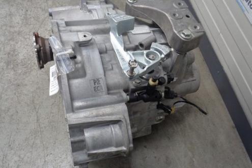 Cutie viteza manuala cu Start-Stop, LQU, Vw Sharan (7N) 2.0tdi CFFA (pr:110747)