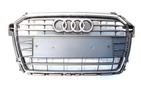 Grila bara fata centrala cu sigla, cod 8XA853651B, Audi A1 Sportback (8XA) (id:278995)