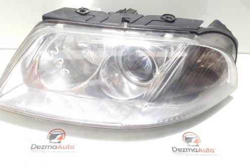 Far stanga cu lupa 3B0941015AP, Vw Passat Variant (3B5)