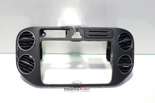 Grila aer bord centrala, Vw Golf 5 Plus (5M1) (id:388803)