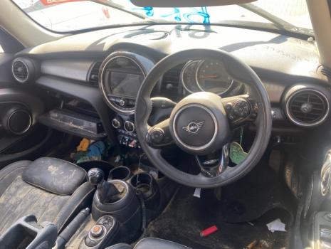 Dezmembram piese caroserie, motor, cutie viteze, suspensie Mini Cooper S (F55) 2.0 benzina, 2019