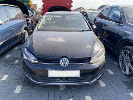Dezmembrez piese caroserie, motor, cutie viteze, suspensie VW Golf 7 (5G) 1.4 TSI 2013 (faruri full led) CPTA
