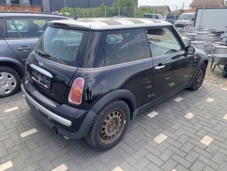 Dezmembrez piese caroserie, motor, cutie viteze, suspensie Mini Cooper (R50, R53) 1.6 benz 2002, W10B16A