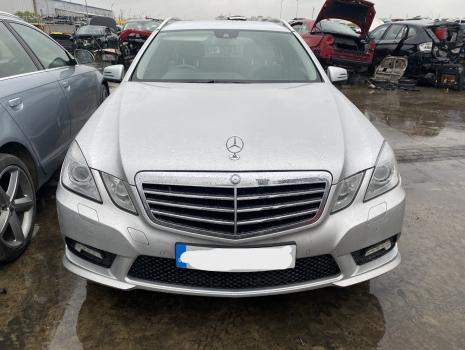 Dezmembrez piese caroserie, motor, cutie viteze, suspensie Mercedes Clasa E T-Model (S212) 2.2 CDI 2010, OM651924