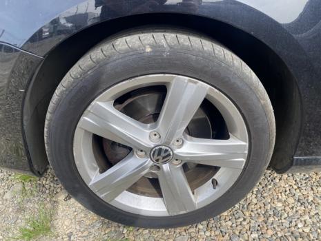 Dezmembrez piese caroserie, motor, cutie viteze, suspensie VW Passat (362) 2.0 TDI 2011, CFFB