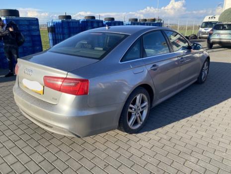 Dezmembrez piese caroserie, motor, cutie viteze, suspensie Audi A6 (4G2, C7) 2.0 TDI 2011 (pachet S-line interior/exterior), CGL