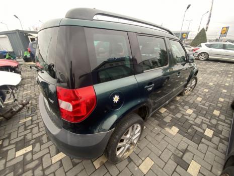 Dezmembrez piese caroserie, motor, cutie viteze, suspensie Skoda Yeti (5L) 2.0 TDI 4X4 2011, CFHC