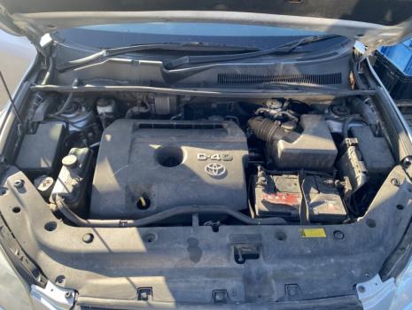 Dezmembrez piese caroserie, motor, cutie viteze, suspensie Toyota Rav 4 III 2.2 D-4D 4X4 2006, 2AD-FTV