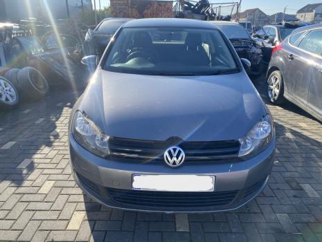 Dezmembrez piese caroserie, motor, cutie viteze, suspensie VW Golf 6 (5K1) coupe 1.4 TSI 2010, CAXA