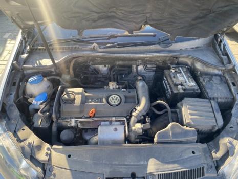 Dezmembrez piese caroserie, motor, cutie viteze, suspensie VW Golf 6 (5K1) coupe 1.4 TSI 2010, CAXA