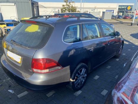 Dezmembrez piese caroserie, motor, cutie viteze, suspensie VW Golf 6 Variant (AJ5) 1.6 TDI 2010, CAYC